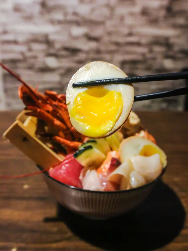 丼瀛龍蝦刺身爆丼