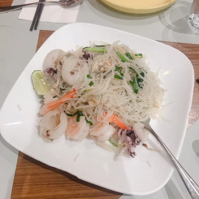 海鮮炒檬粉