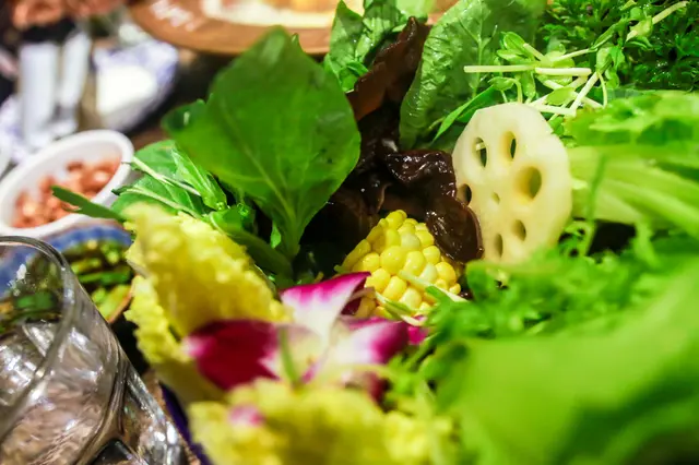 滾得囍蔬菜拼盤