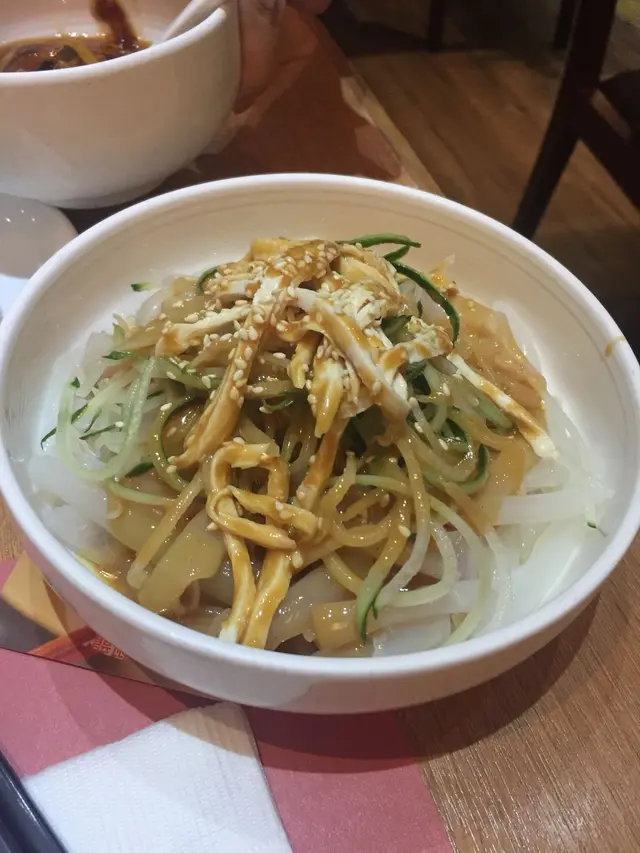 雖則吾係好入味 但價錢吾貴且都比其他上海餐廳大碟