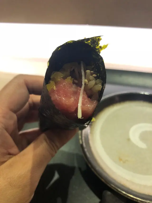 大食的我們，最後加上這個，和朋友邊食邊傾，一個夜晚就這樣過去了