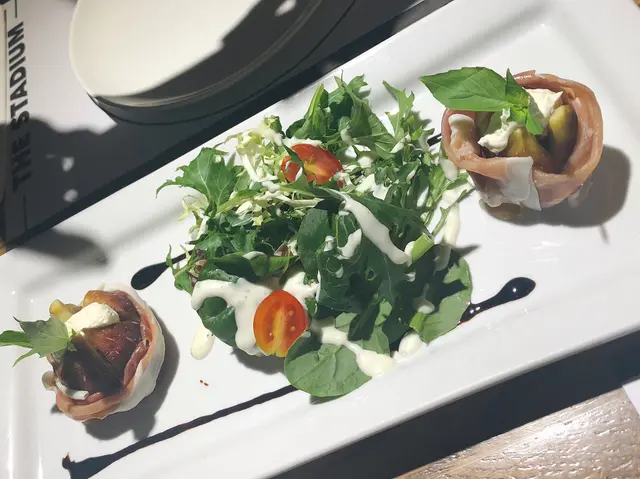 巴馬火腿配無花果