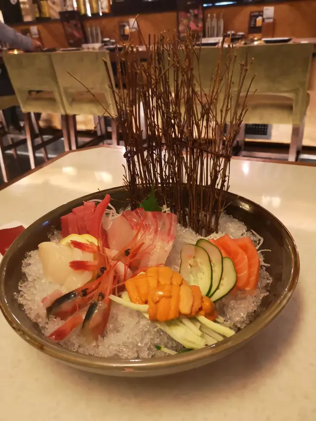 刺身拼盤