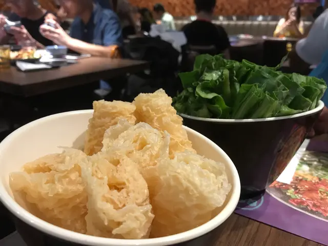 炸響鈴。油麥菜