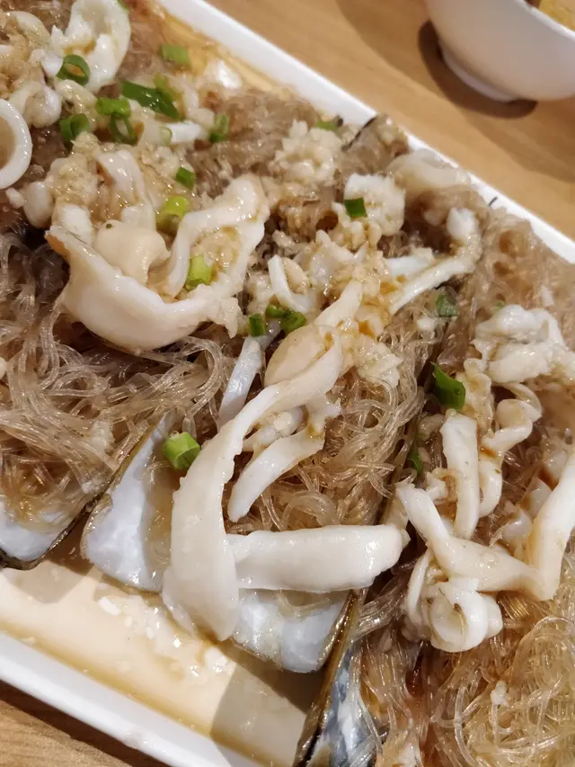 蒜蓉粉絲蒸蟶子