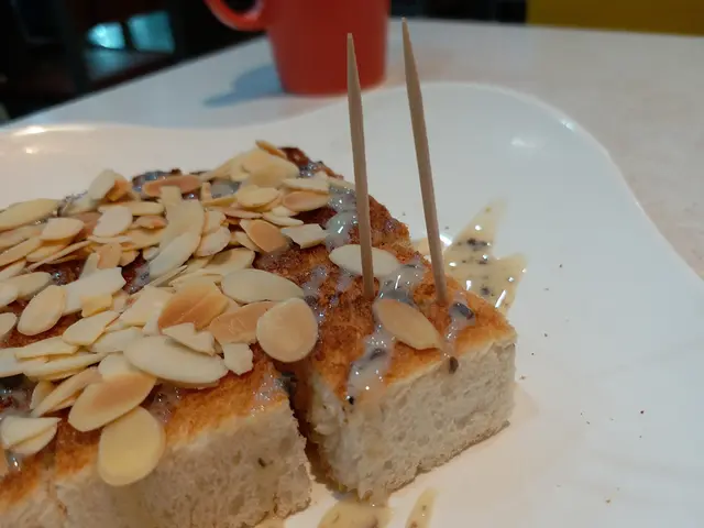 黑松露杏片脆多士