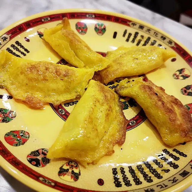 無麵不歡開咗分店啦
係正旺角道橋底下面(人和豆品隔離)
分店大d, 坐得舒服好多, 位置超方便, 唔難揾
必食推介😋蛋餃$18/5隻
蛋餃皮係用雞蛋去做, 加上豬肉, 馬蹄, 真係正😋
螺絲粉$48 其實我麻麻地好酸辣, 但呢碗嘢我食下食下就食曬😂
香酥排骨$30, 真係幾惹味, 但可惜真係得骨冇乜肉, 淨係面頭嗰陣皮, 如果多啲肉就好了
卜卜蜆花甲粉絲$68, 花甲都算大隻, 味道比較淡若然濃味啲會好食D, 整體都算不錯, 會翻兜