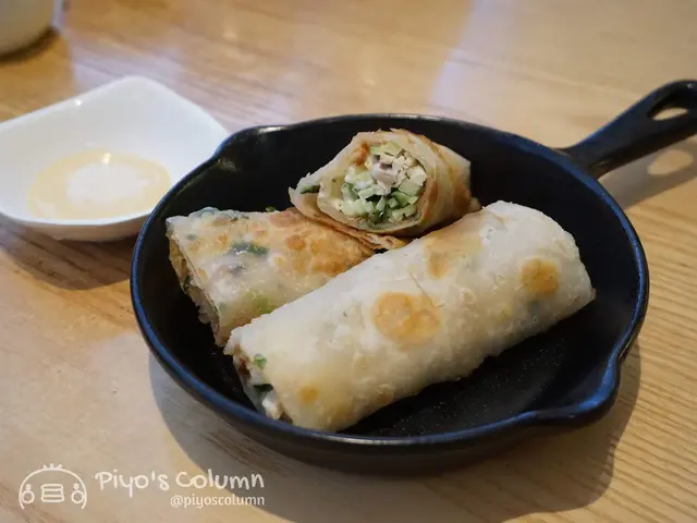 雞肉青瓜餡,小清新組合。4大件,幾飽肚。