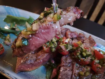 炭爐烤澳洲穀飼安格斯肉眼扒