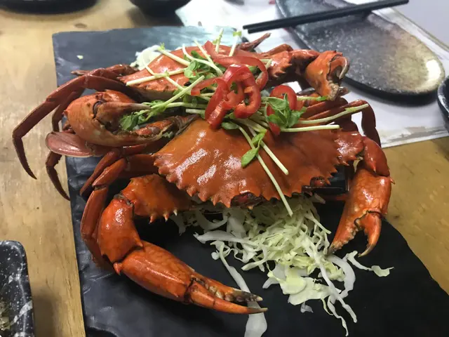 凍蟹一隻(約6両)