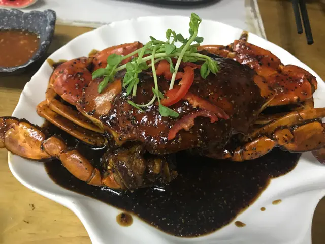 星洲黑胡椒炒蟹(半隻/人)