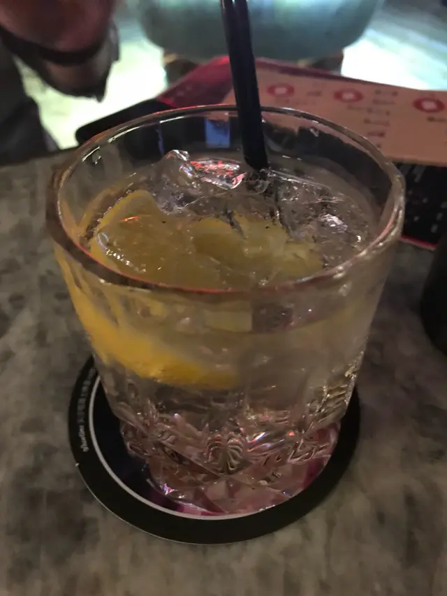Gin  tonic