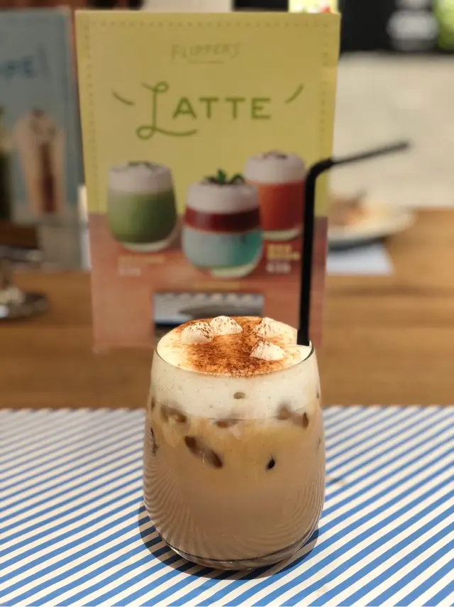 雲呢拿鮮奶咖啡
