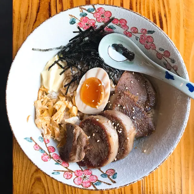 溏心蛋厚切牛舌飯