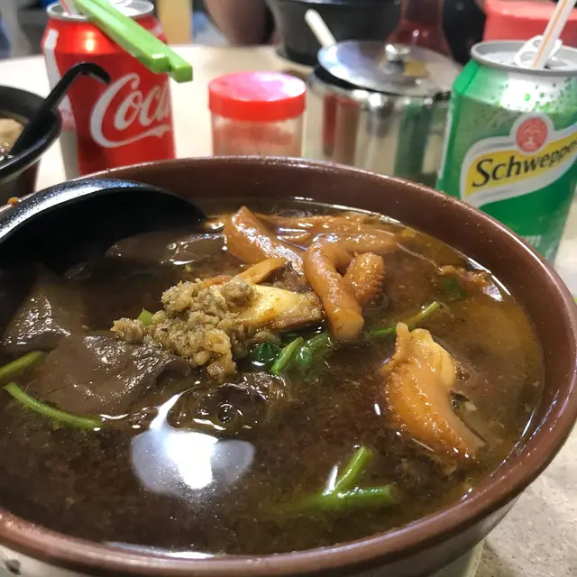 三餸麵