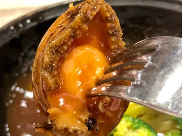 蠔皇八頭鮑魚扣金錢