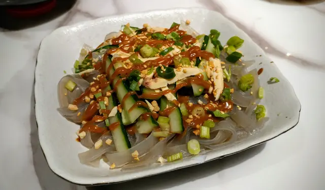 和麻醬雞絲粉皮