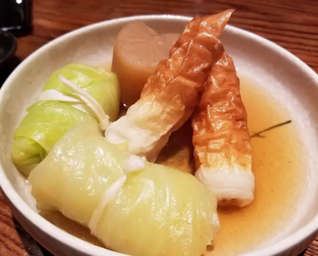 關東煮 - 蘿蔔、竹輪、椰菜卷