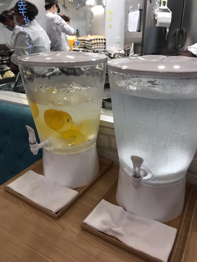 自助加水的位置