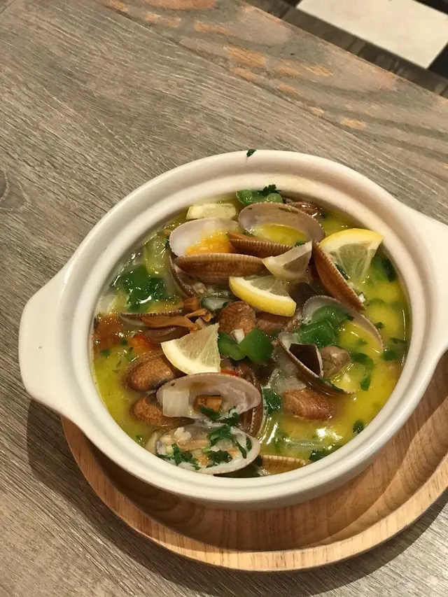 葡式檸檬白酒煮海蜆