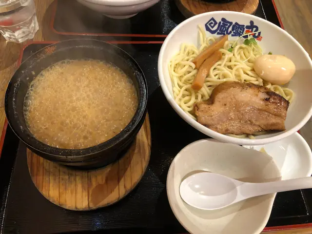 豚骨魚介味玉沾麵