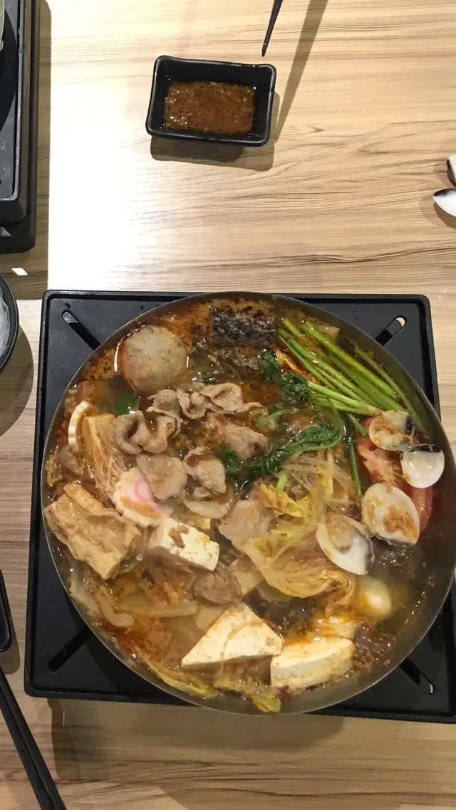 招牌臭臭鍋