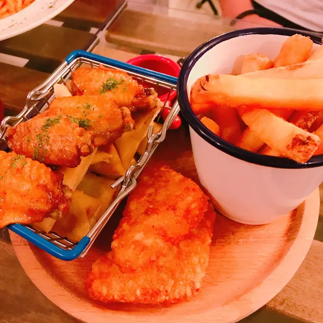 小食拼盤