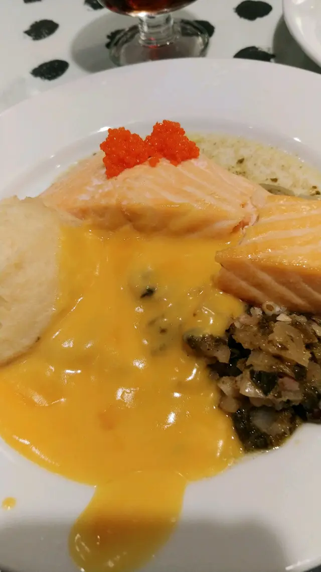 三文魚柳伴薯蓉