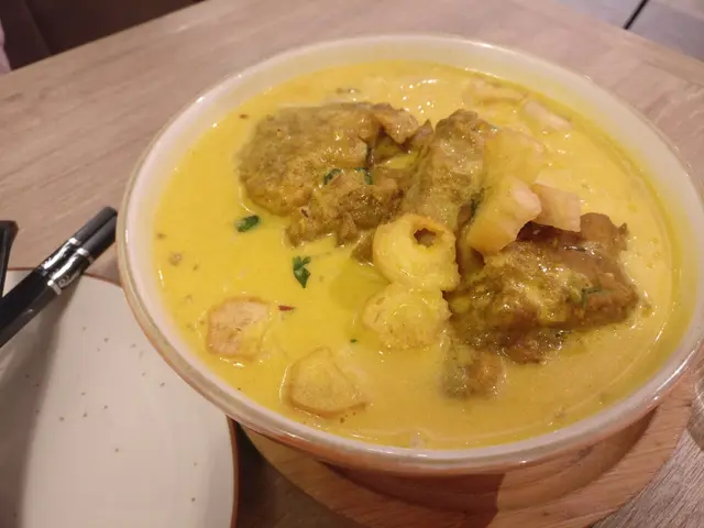 華僑椰香雞湯米