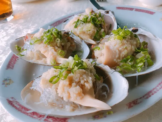 蒜蓉粉絲蒸紫貝