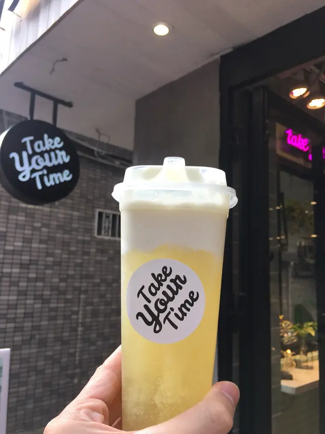 好香桂花的桂花烏龍 叫了少甜 感覺好健康 有一陣淡淡桂花的味道