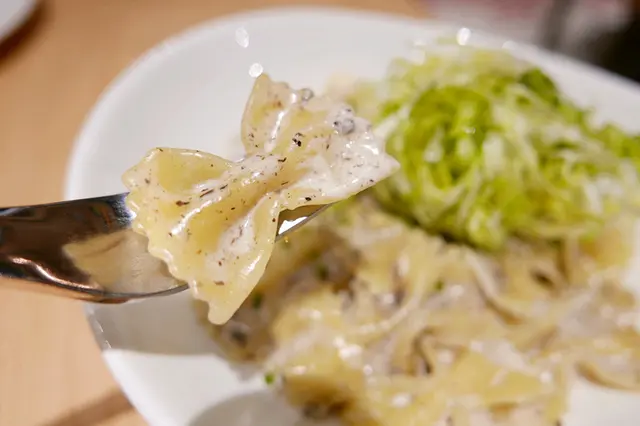 野菌黑松露醬蝴蝶粉