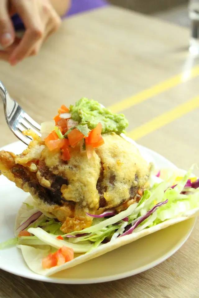 炸軟殼蟹墨西哥芝士夾餅