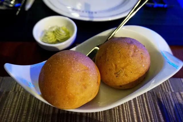 麵包籃配香草牛油