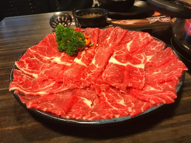 肥牛  (例)