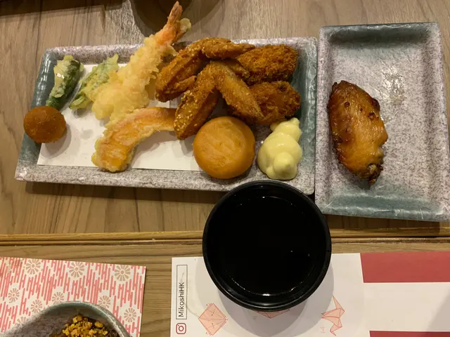 紫蘿波，青椒仔，蝦，南瓜，芝麻雞翼，芝士年糕，炸蠔