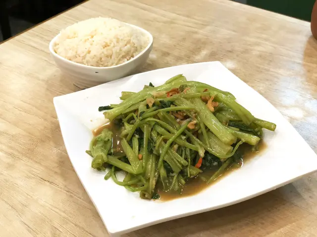 飛天通菜白飯