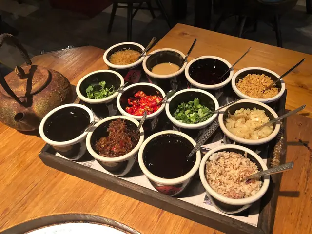 食火鍋前先混個醬~
醬料有12款之多!👏🏻