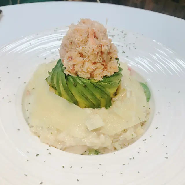 牛油果忌廉汁蟹肉飯