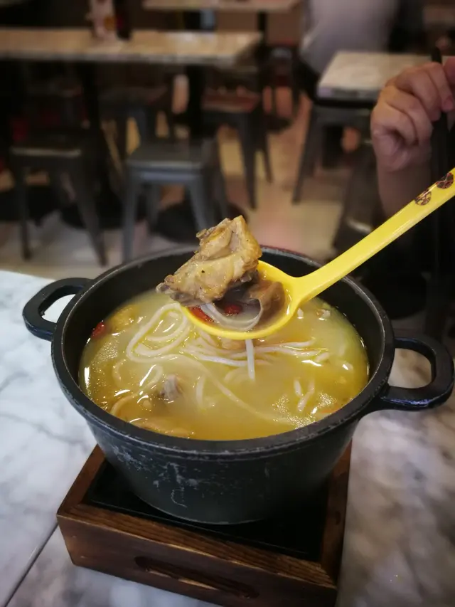 原創胡椒豬肚雞麵
