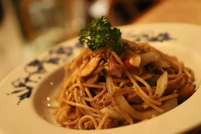 黑椒牛柳絲意粉