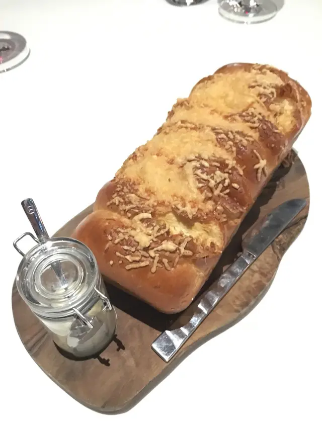 巴馬臣芝士餐飽