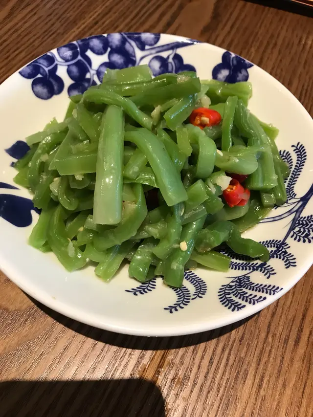 爽口，最好攪汁醬才吃