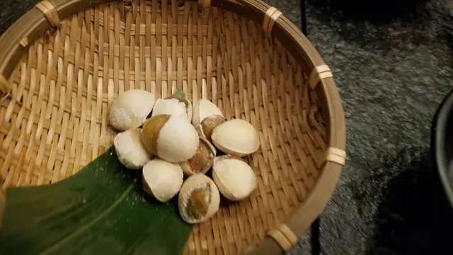 佢做到唔乾，好好