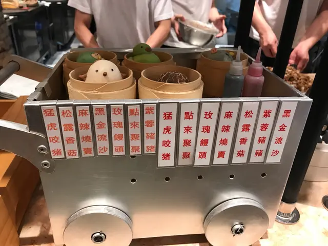 白玉王鴿，荷花蒸飯，點來聚聚，小蠔煎餅。