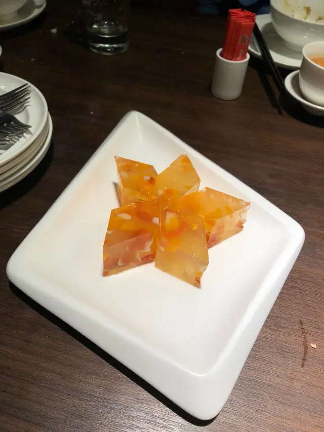 送的甜品,所以忘記了是什麼