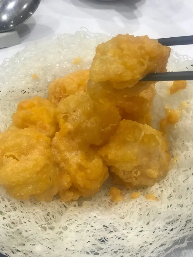 金沙明蝦球