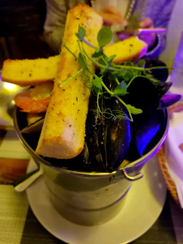 Seafood Bucket
