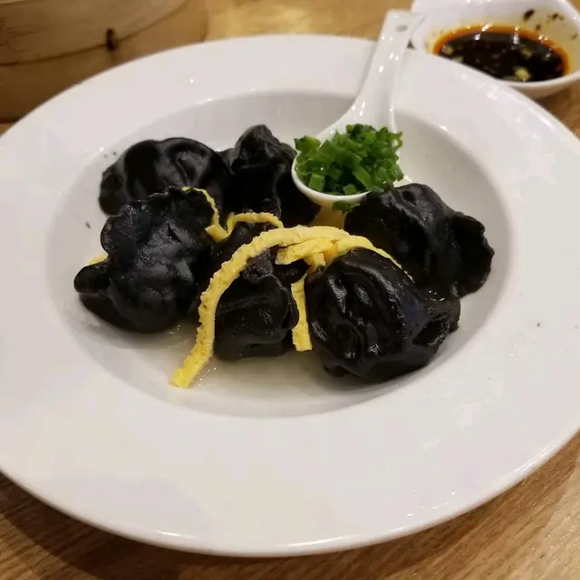 黑將軍墨魚水餃