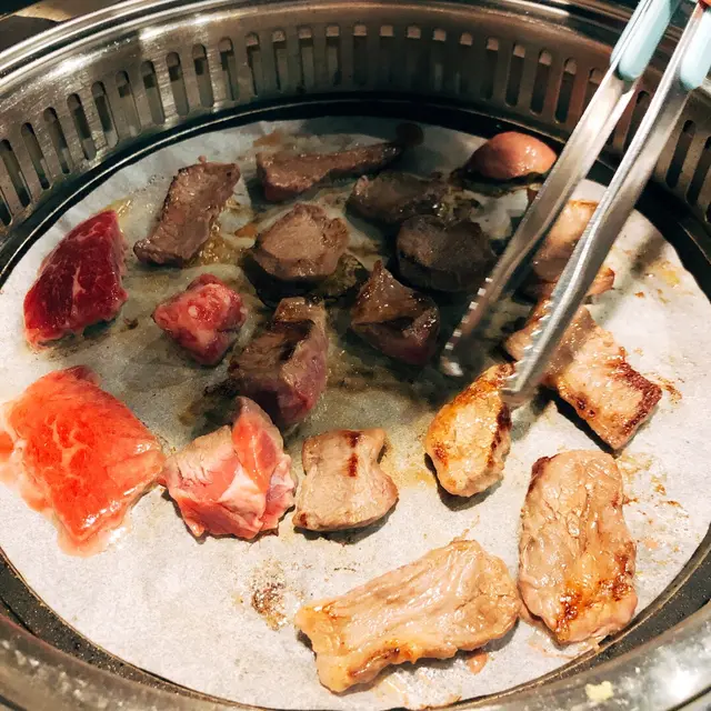 油煙尚可接受。